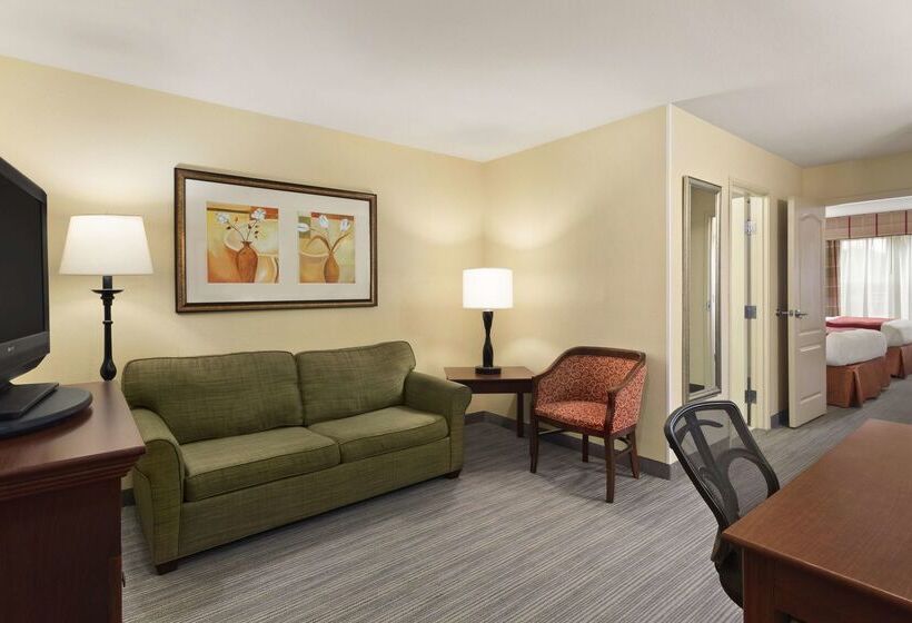 فندق Comfort Inn & Suites