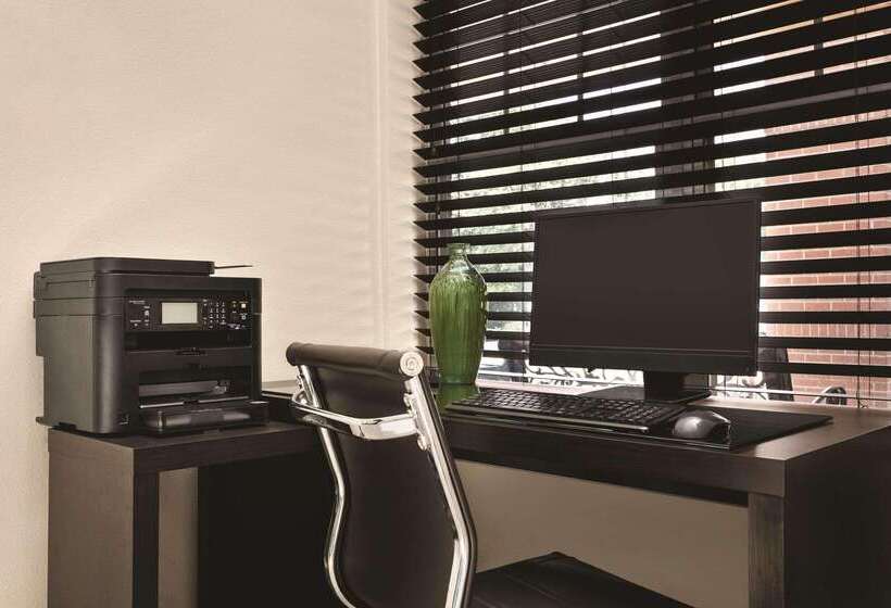 فندق Country Inn & Suites By Radisson, Tampa Brandon, Fl