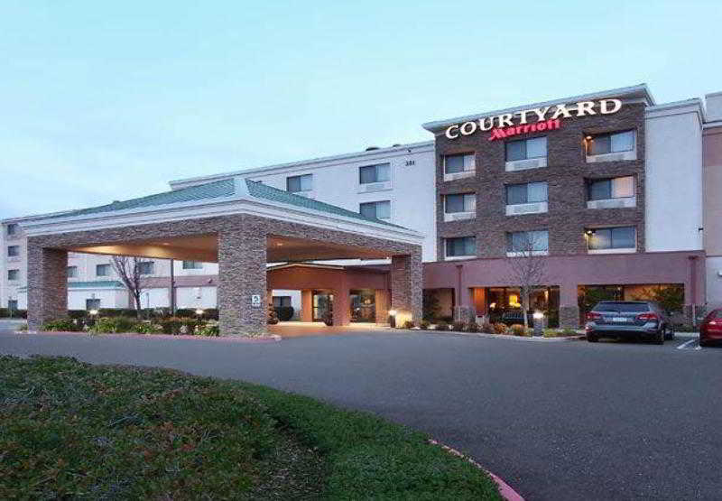 בית מלון כפרי Courtyard By Marriott Roseville Galleria Mall/creekside Ridge Drive