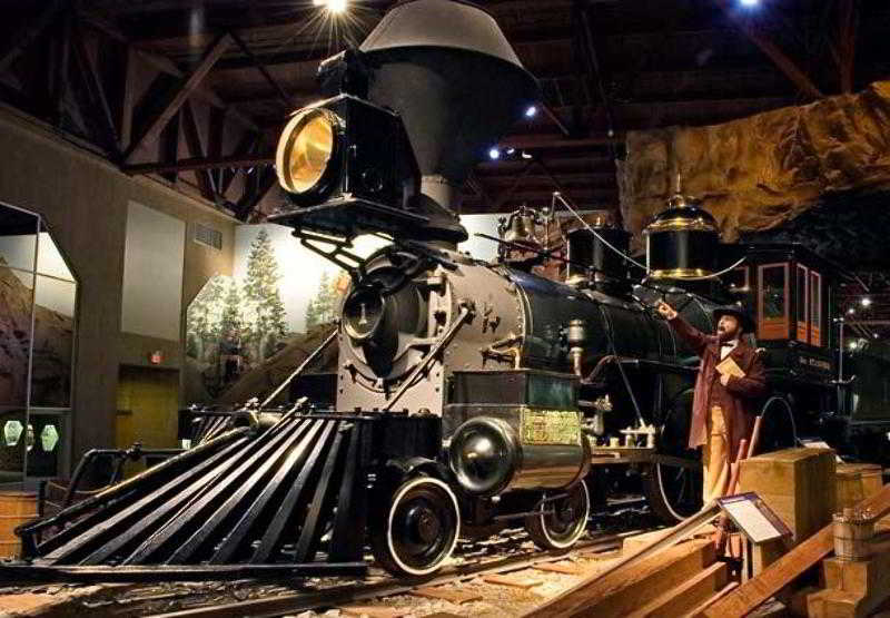 בית מלון כפרי Courtyard By Marriott Roseville Galleria Mall/creekside Ridge Drive