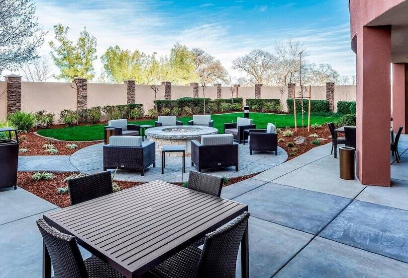 בית מלון כפרי Courtyard By Marriott Roseville Galleria Mall/creekside Ridge Drive