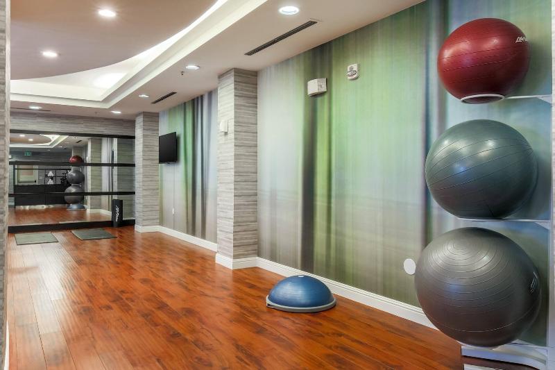 בית מלון כפרי Courtyard By Marriott Roseville Galleria Mall/creekside Ridge Drive