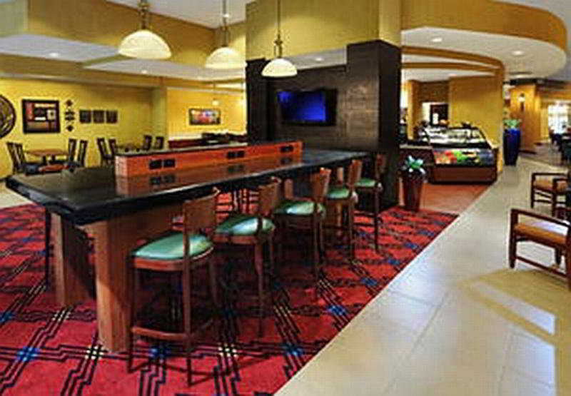 فندق Courtyard By Marriott San Antonio Riverwalk