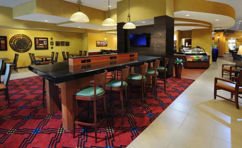 فندق Courtyard By Marriott San Antonio Riverwalk