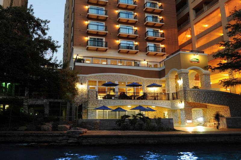 호텔 Courtyard By Marriott San Antonio Riverwalk