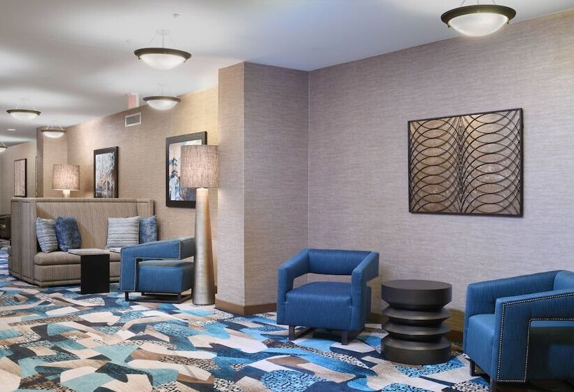 فندق Courtyard By Marriott San Antonio Riverwalk
