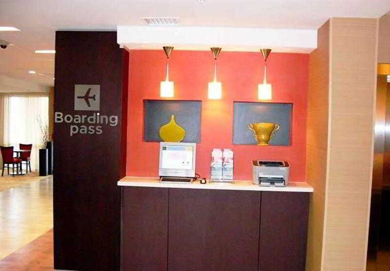 فندق Courtyard By Marriott Waldorf