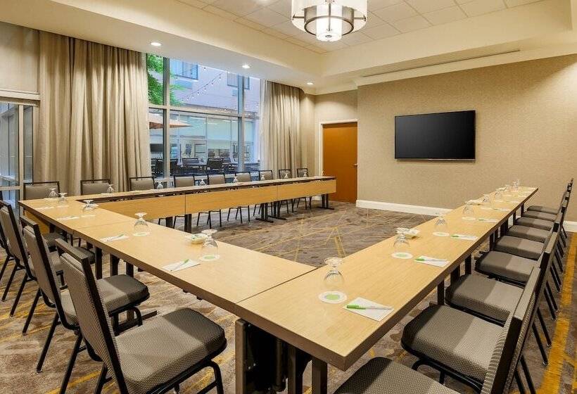 בית מלון כפרי Courtyard By Marriott Pittsburgh Downtown