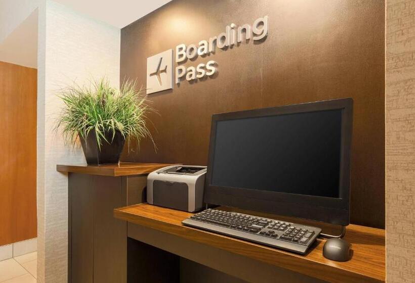 בית מלון כפרי Courtyard By Marriott Pittsburgh Downtown