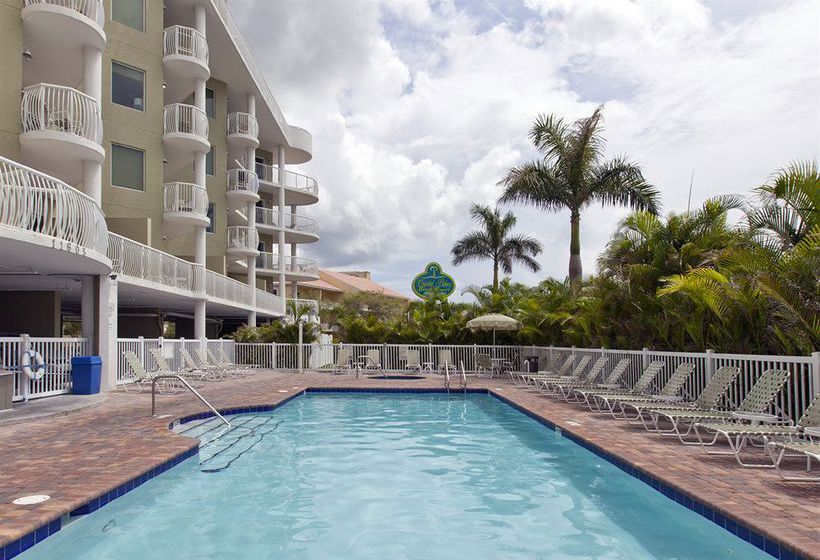 فندق Crystal Palms Beach Resort