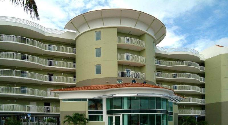 فندق Crystal Palms Beach Resort