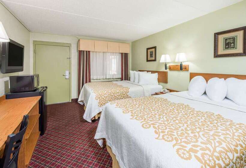 호텔 Days Inn & Suites By Wyndham Springfield On I44
