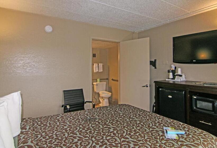 호텔 Days Inn & Suites By Wyndham Springfield On I44