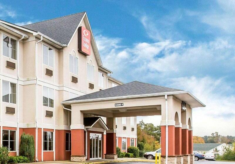 فندق Econo Lodge  Inn & Suites