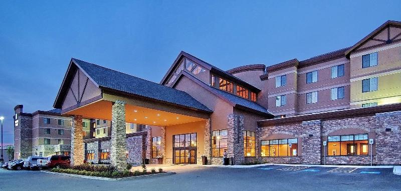 فندق Embassy Suites Anchorage