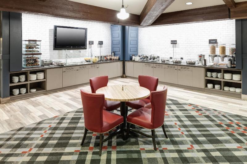 فندق Embassy Suites Anchorage