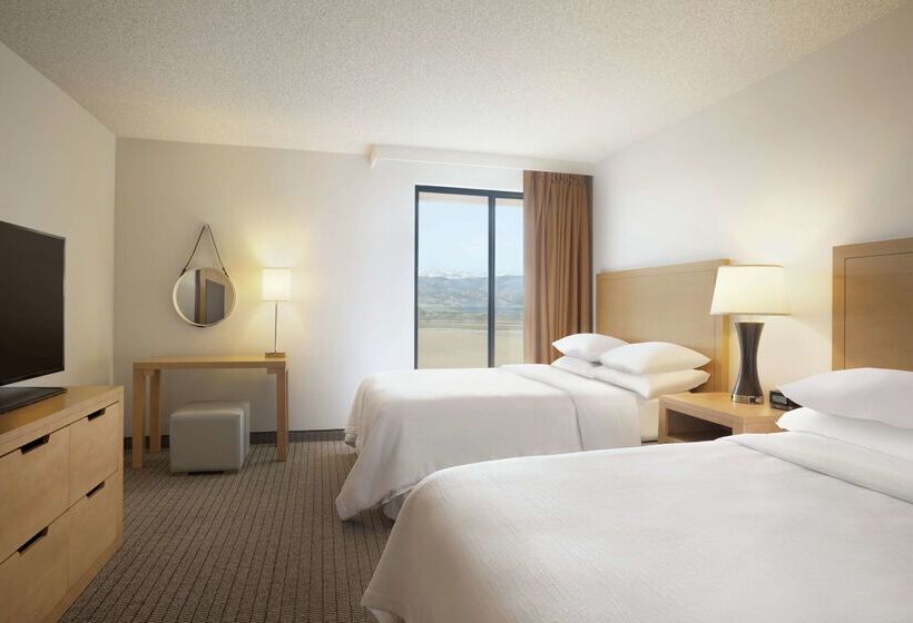 Отель Embassy Suites By Hilton Denver International Airport