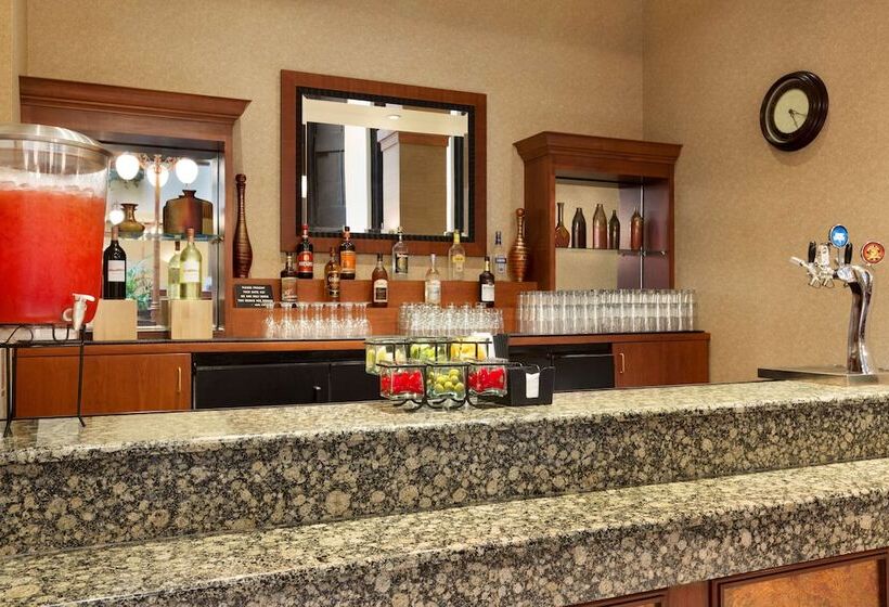 酒店 Embassy Suites Lincoln