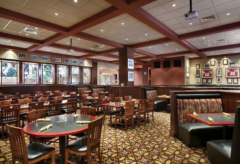 酒店 Embassy Suites Lincoln