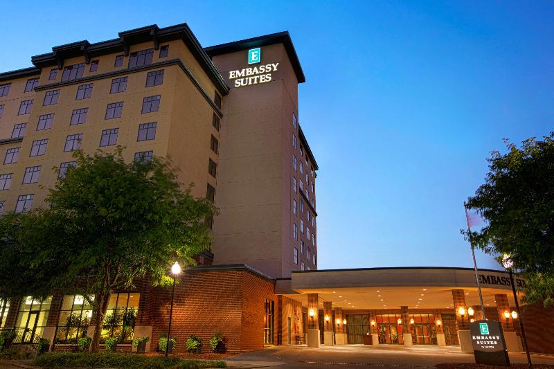 酒店 Embassy Suites Lincoln