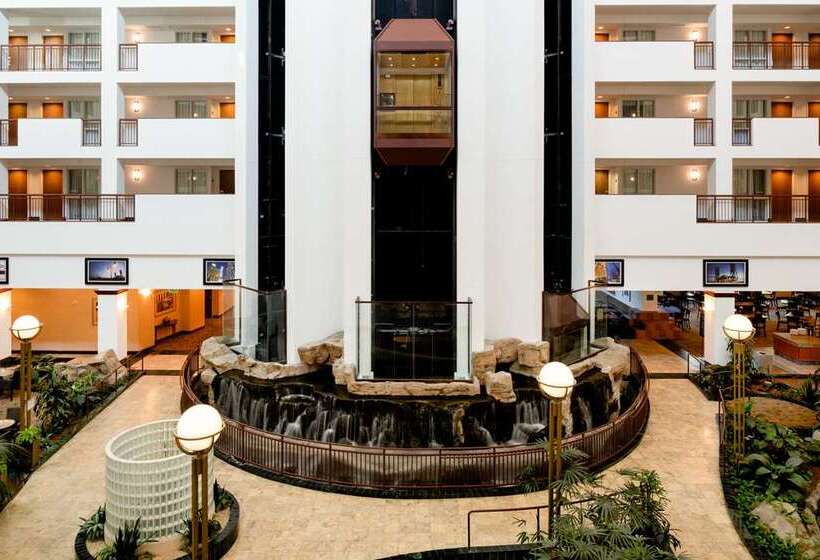هتل Embassy Suites By Hilton Portland Airport
