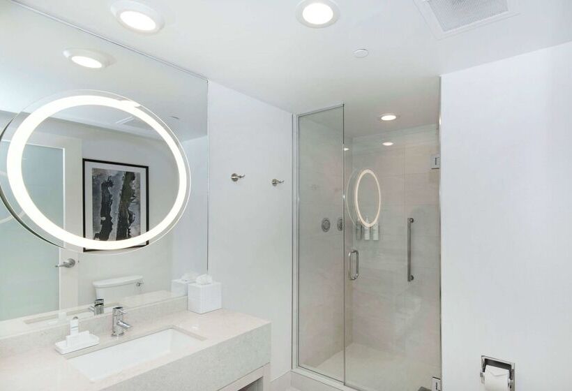 ホテル Embassy Suites By Hilton Raleigh Durham Airport Brier Creek