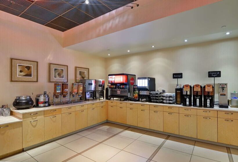 ホテル Embassy Suites By Hilton Raleigh Durham Airport Brier Creek