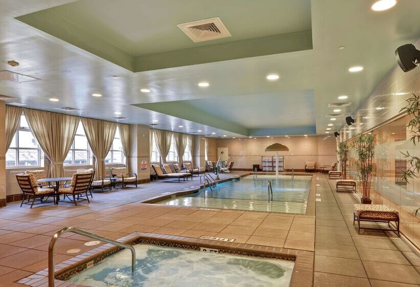 ホテル Embassy Suites By Hilton Raleigh Durham Airport Brier Creek