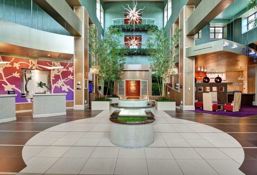 ホテル Embassy Suites By Hilton Raleigh Durham Airport Brier Creek