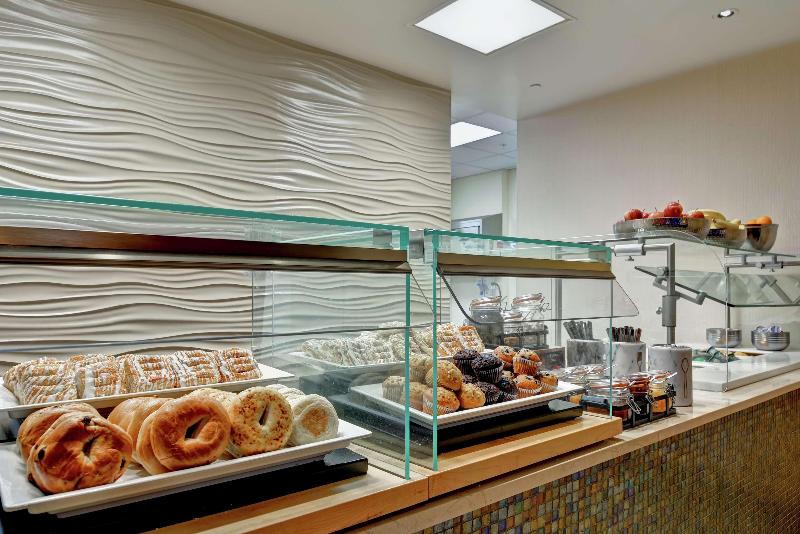 ホテル Embassy Suites By Hilton Raleigh Durham Airport Brier Creek