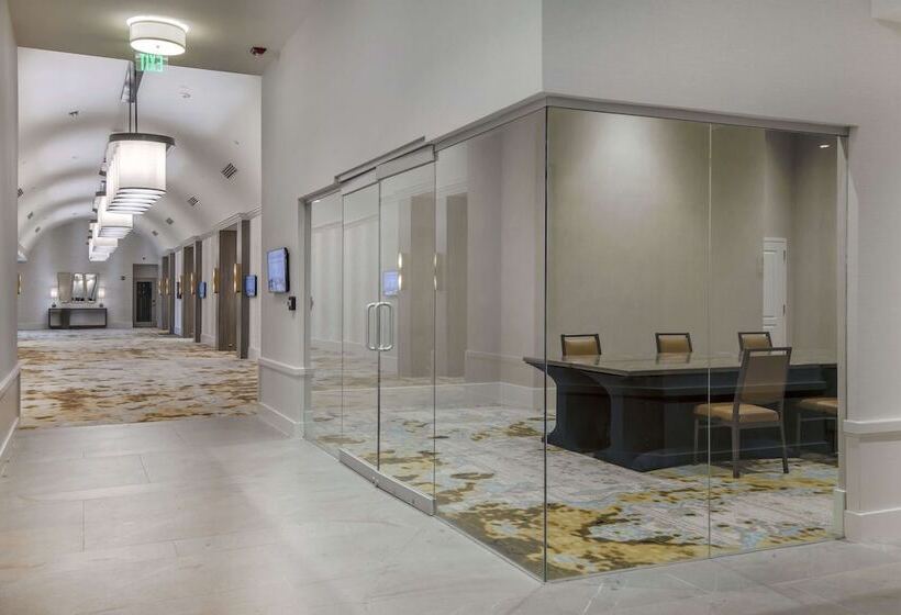 ホテル Embassy Suites By Hilton Raleigh Durham Airport Brier Creek