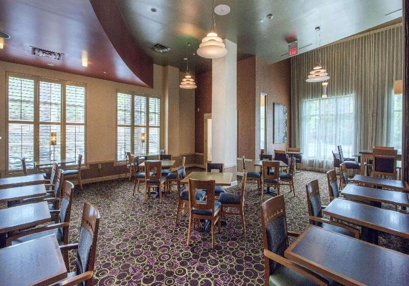 ホテル Embassy Suites By Hilton Raleigh Durham Airport Brier Creek