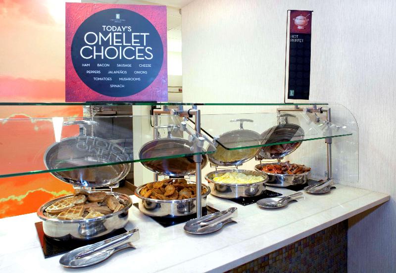 ホテル Embassy Suites By Hilton Raleigh Durham Airport Brier Creek