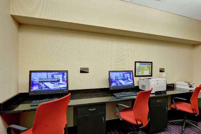 ホテル Embassy Suites By Hilton Raleigh Durham Airport Brier Creek