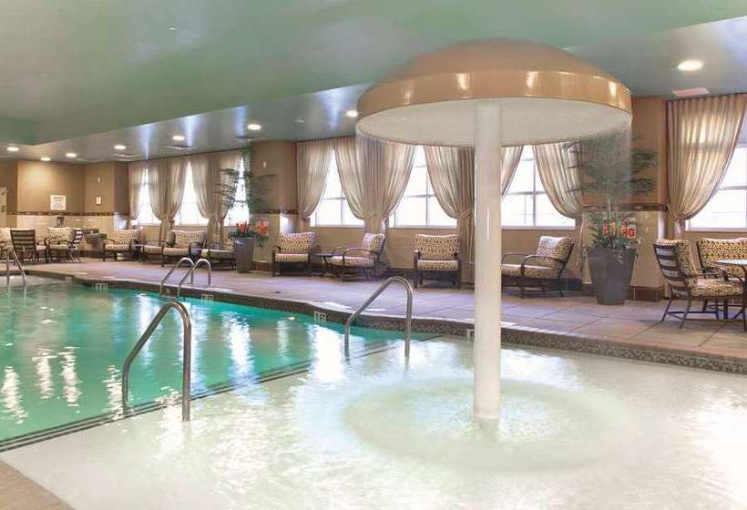 ホテル Embassy Suites By Hilton Raleigh Durham Airport Brier Creek