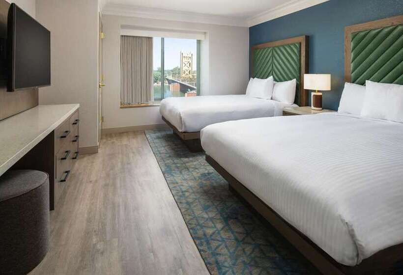 فندق Embassy Suites By Hilton Sacramento Riverfront Promenade