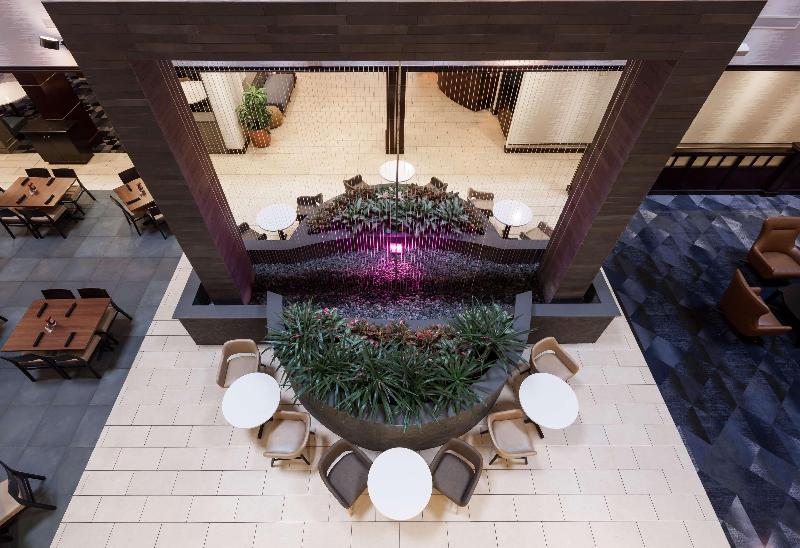 Отель Embassy Suites By Hilton Tampa Brandon