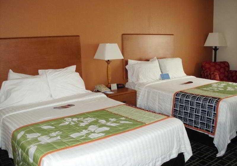 בית מלון כפרי Fairfield Inn And Suites By Marriott Tampa North