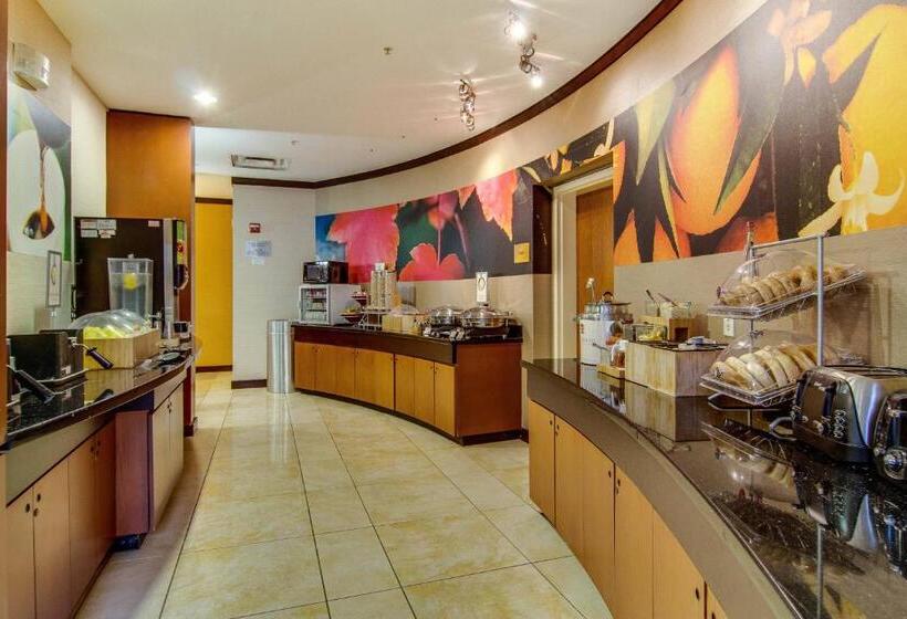 فندق Fairfield Inn & Suites Palm Coast I95