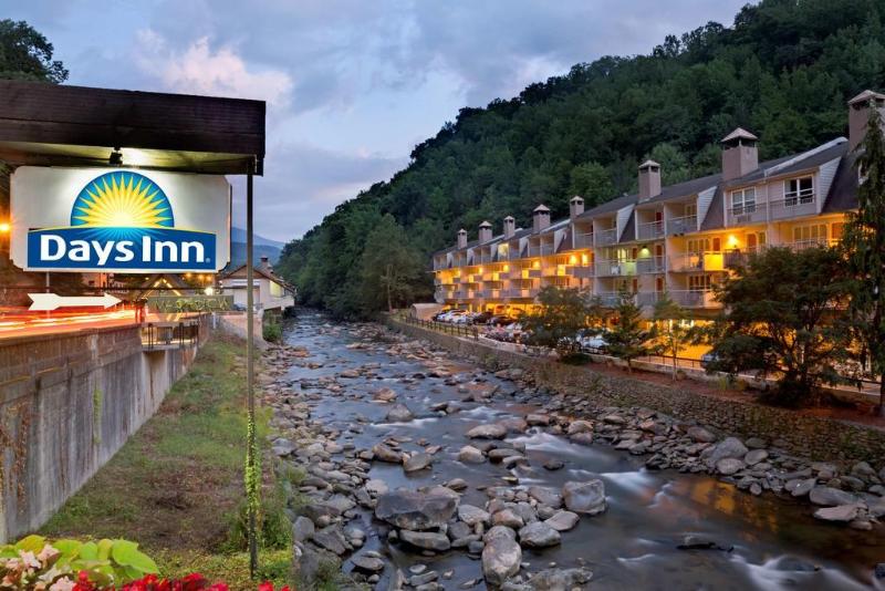 ホテル Gatlinburg River Inn