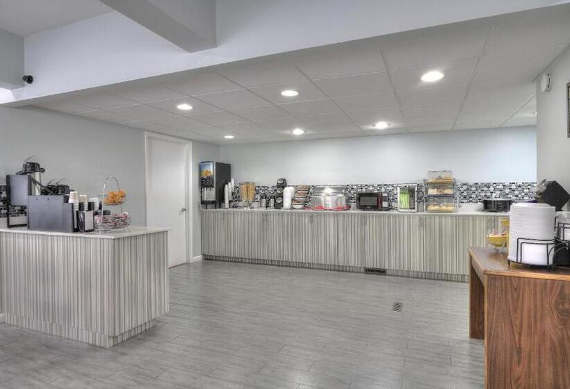 ホテル Gatlinburg River Inn