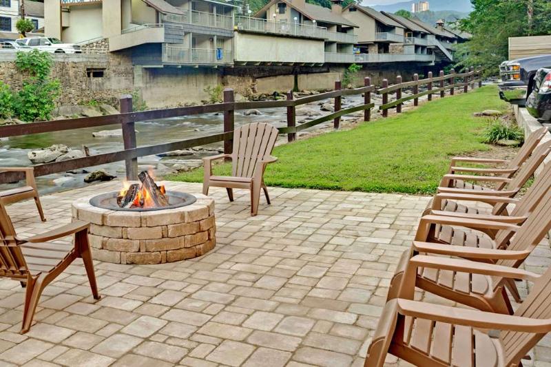 ホテル Gatlinburg River Inn