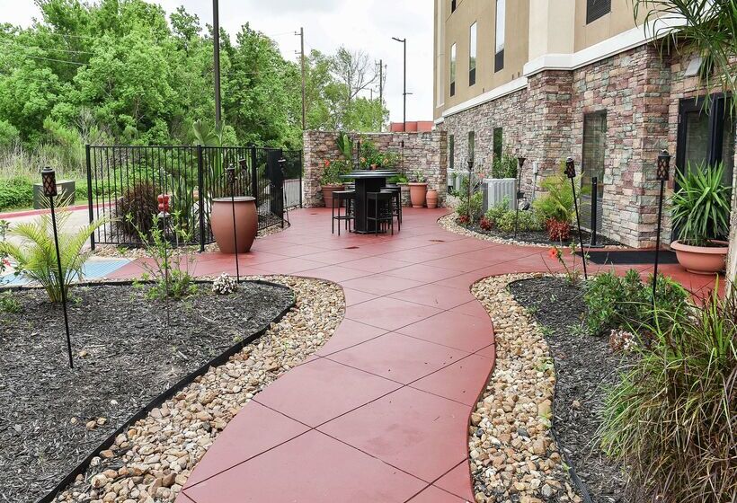 Отель Hampton Inn & Suites Bay City, Tx