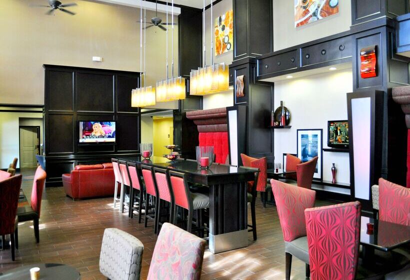 Отель Hampton Inn & Suites Bay City, Tx