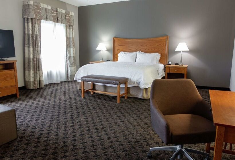 호텔 Hampton Inn & Suites Chesapeake Square Mall