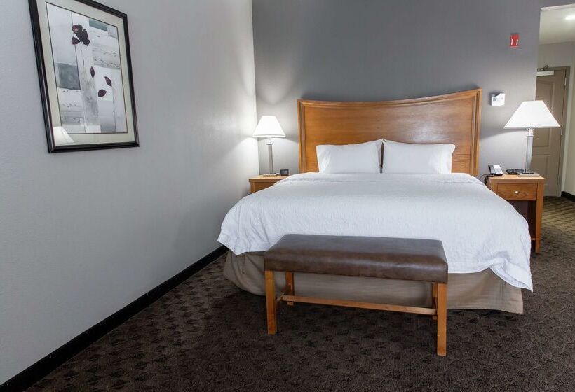 호텔 Hampton Inn & Suites Chesapeake Square Mall