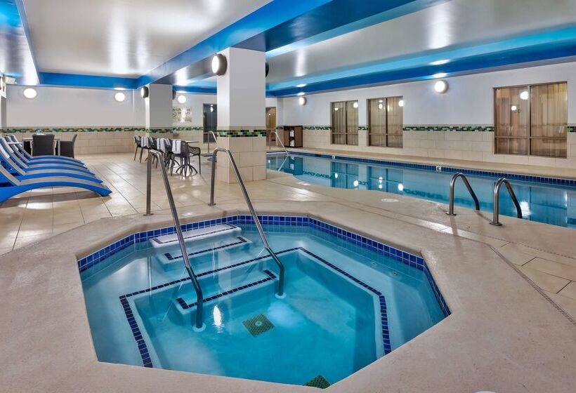 Отель Hampton Inn & Suites Flint/grand Blanc