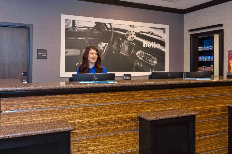 Отель Hampton Inn & Suites Flint/grand Blanc