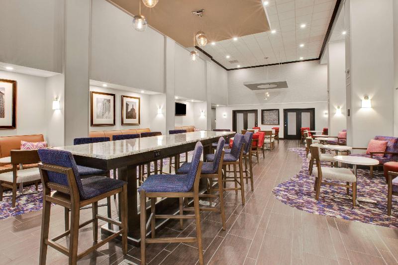 Отель Hampton Inn & Suites Flint/grand Blanc