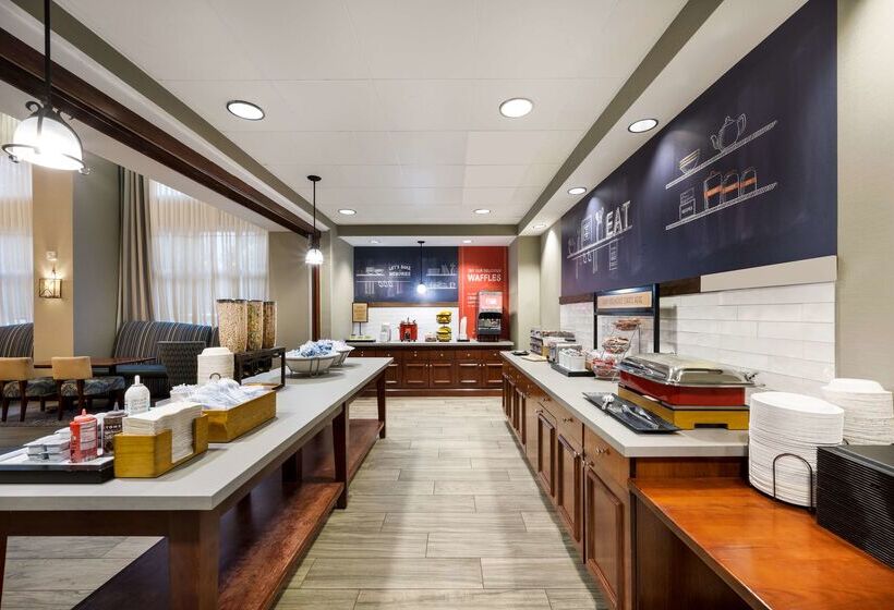 ホテル Hampton Inn & Suites Fredericksburg At Celebrate Virginia